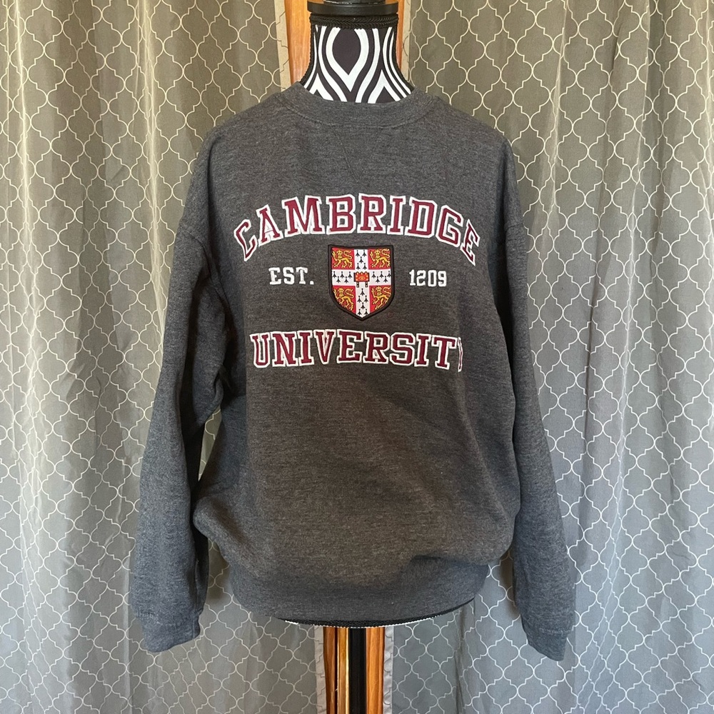 Cambridge Crew Neck Sweatshirt Size Small